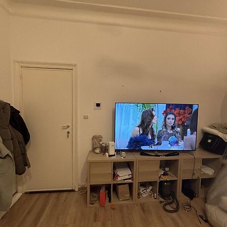Appartement Bien Situe Брюксел Екстериор снимка